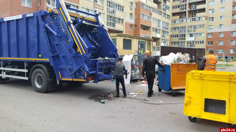Губернатор рассказал, когда будут расчищены мусорные завалы на Запсковье