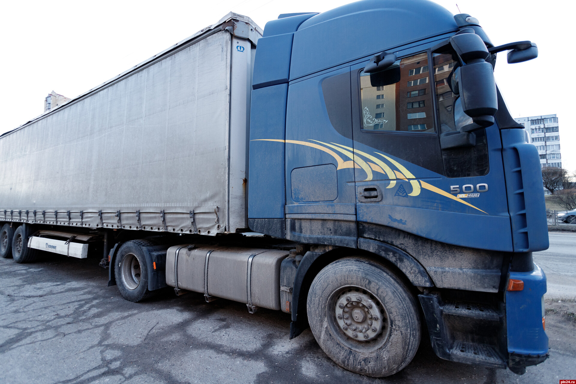Объем перевозок грузовыми автомобилями организаций растет в Псковской области