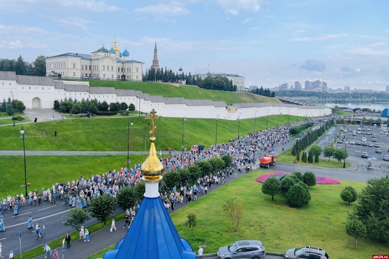Митрополит Арсений принял участие в торжествах по случаю 445-летия явления Казанской иконы Божией Матери