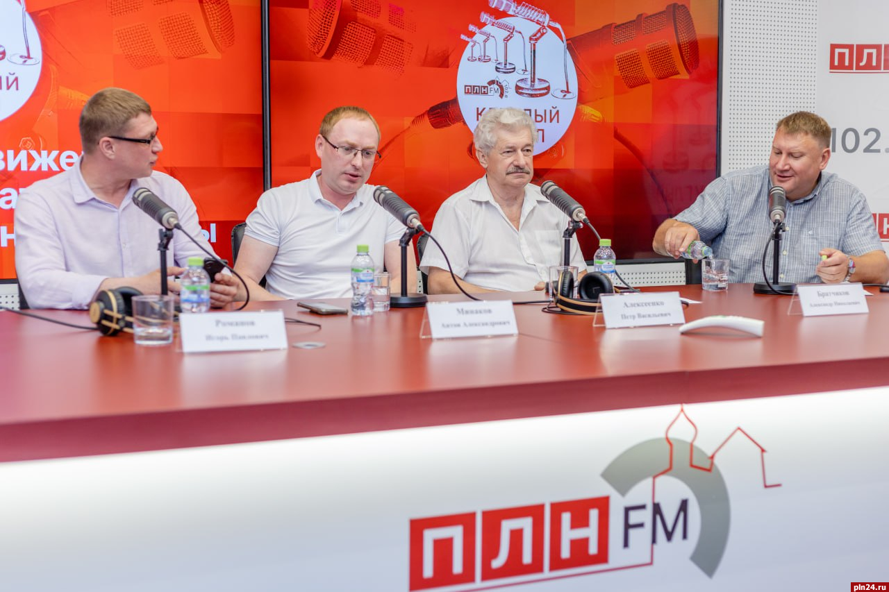 Лидеры региональных отделений партий поспорили о выборах-2024 в эфире «ПЛН FM»