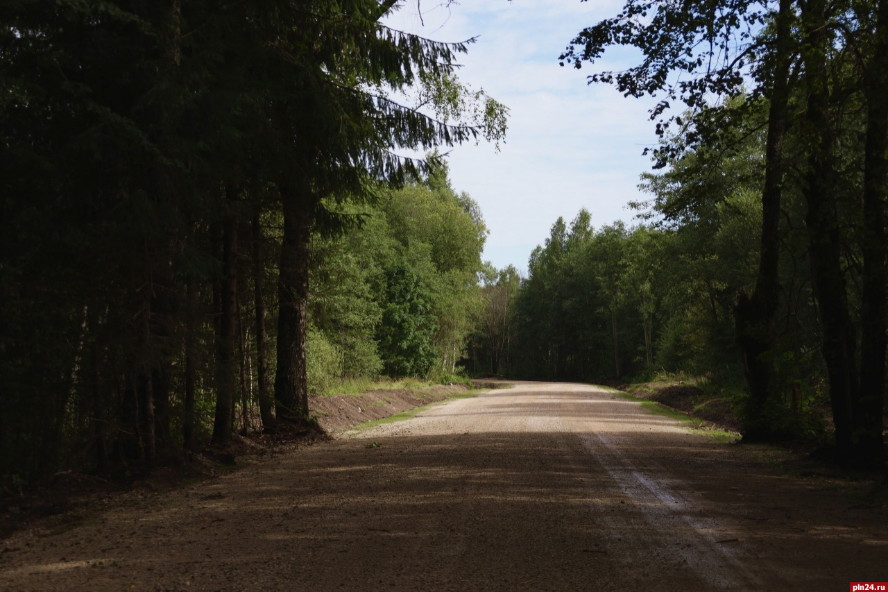 Более 16 км дороги Печоры – Качаново – Пыталово – Вышгородок отремонтировали по дорожному нацпроекту