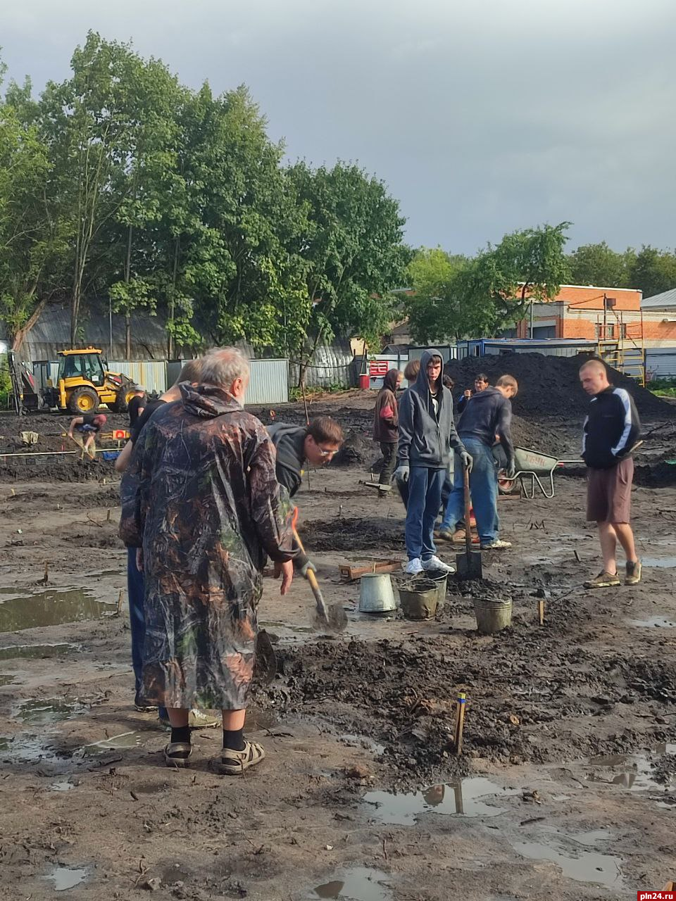 Археологи начали самые масштабные за 2024 год раскопки в Пскове
