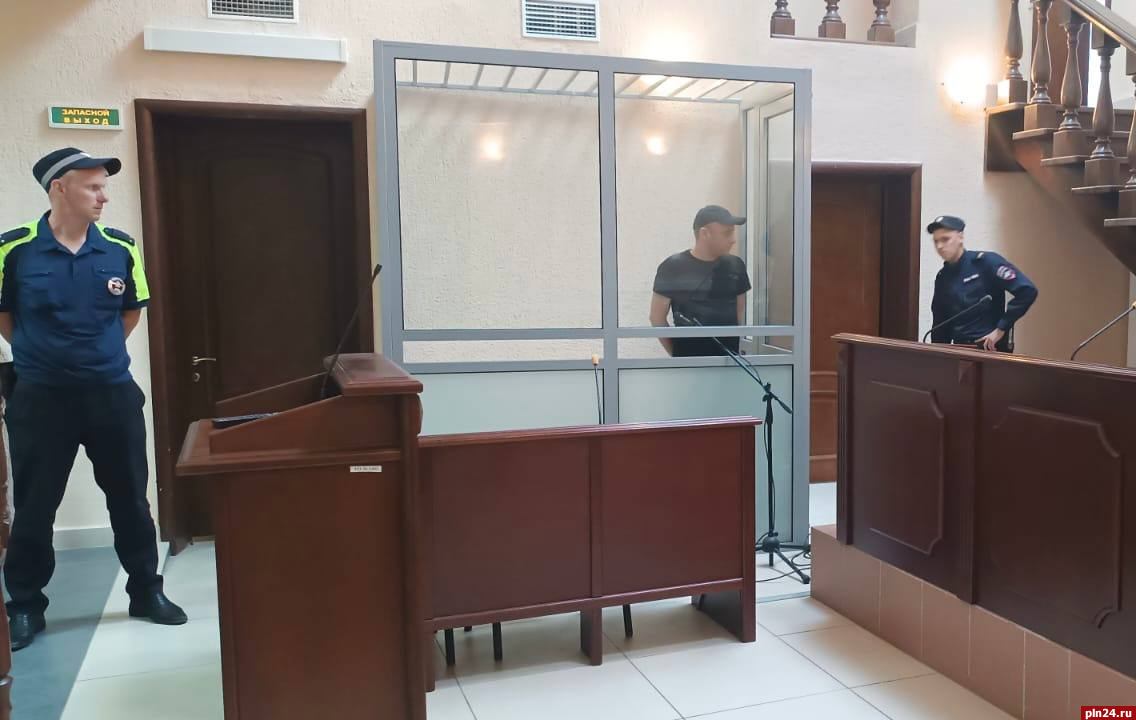 12 лет лишения свободы получил наркоторговец в Пскове