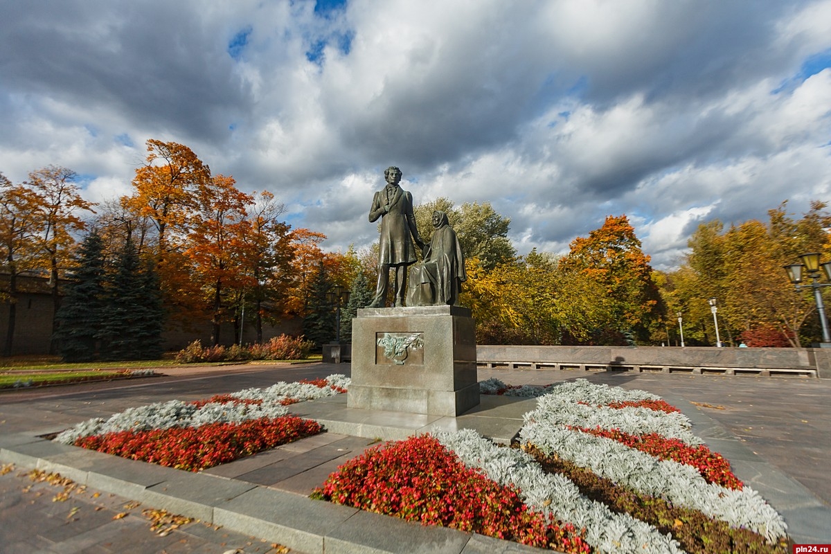 Фото на памятник псков