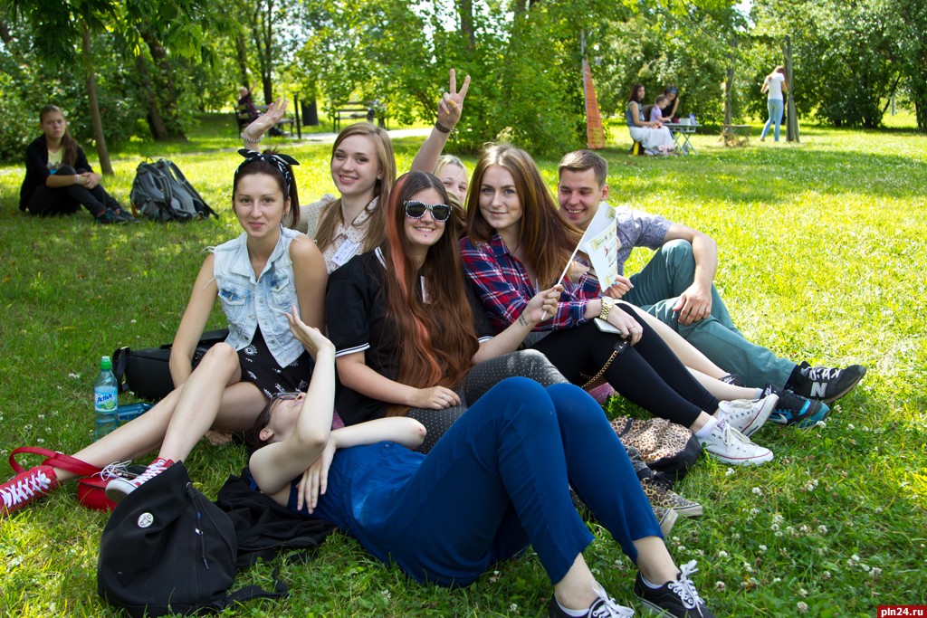 В День города Пскова 25 июля состоялся первый городской исторический квест «Вот тот дом!» Фото Елены Ковалевой  
