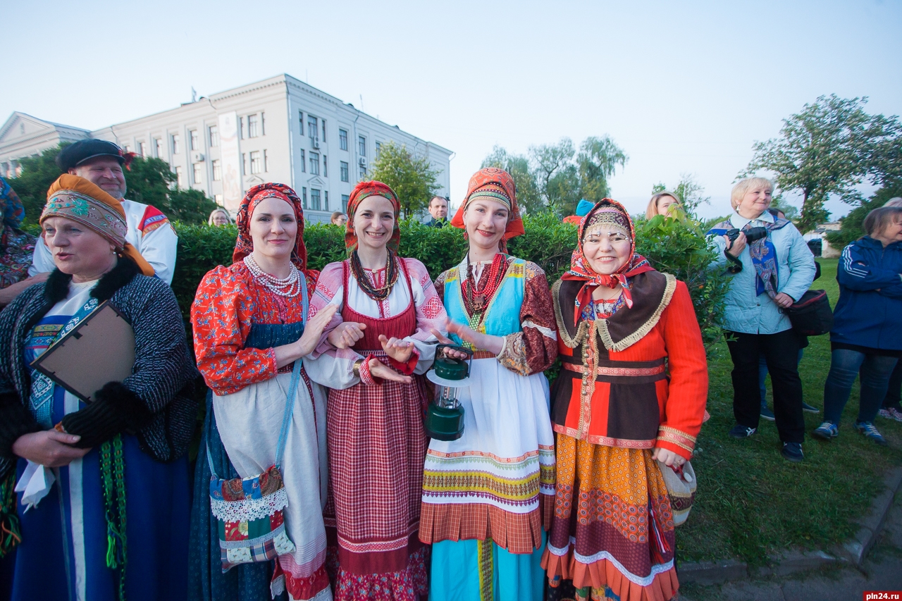 Международный фестиваль фольклора. Фольклорный фестиваль «Соловьиная ночь».