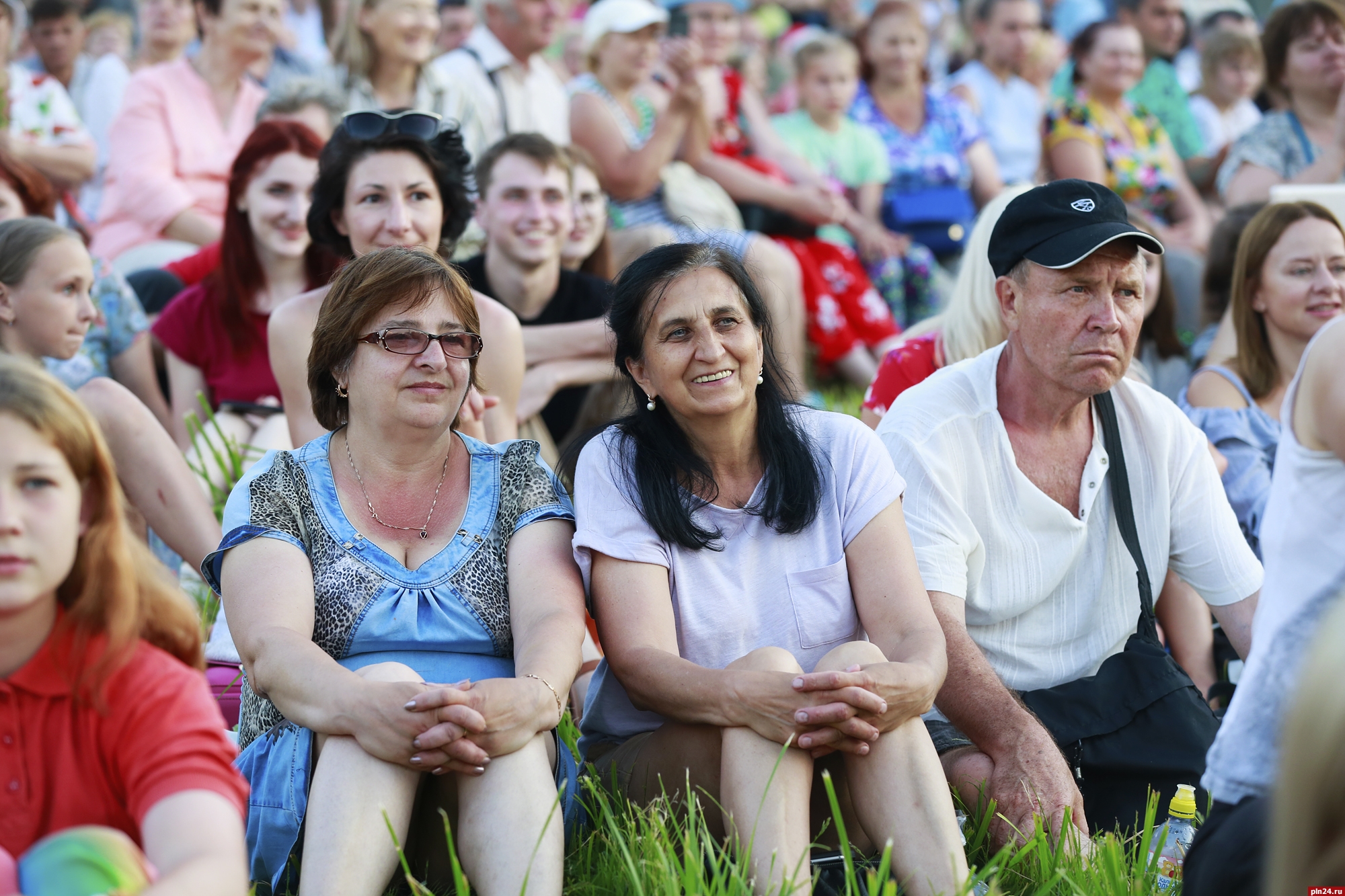 Семья выступление