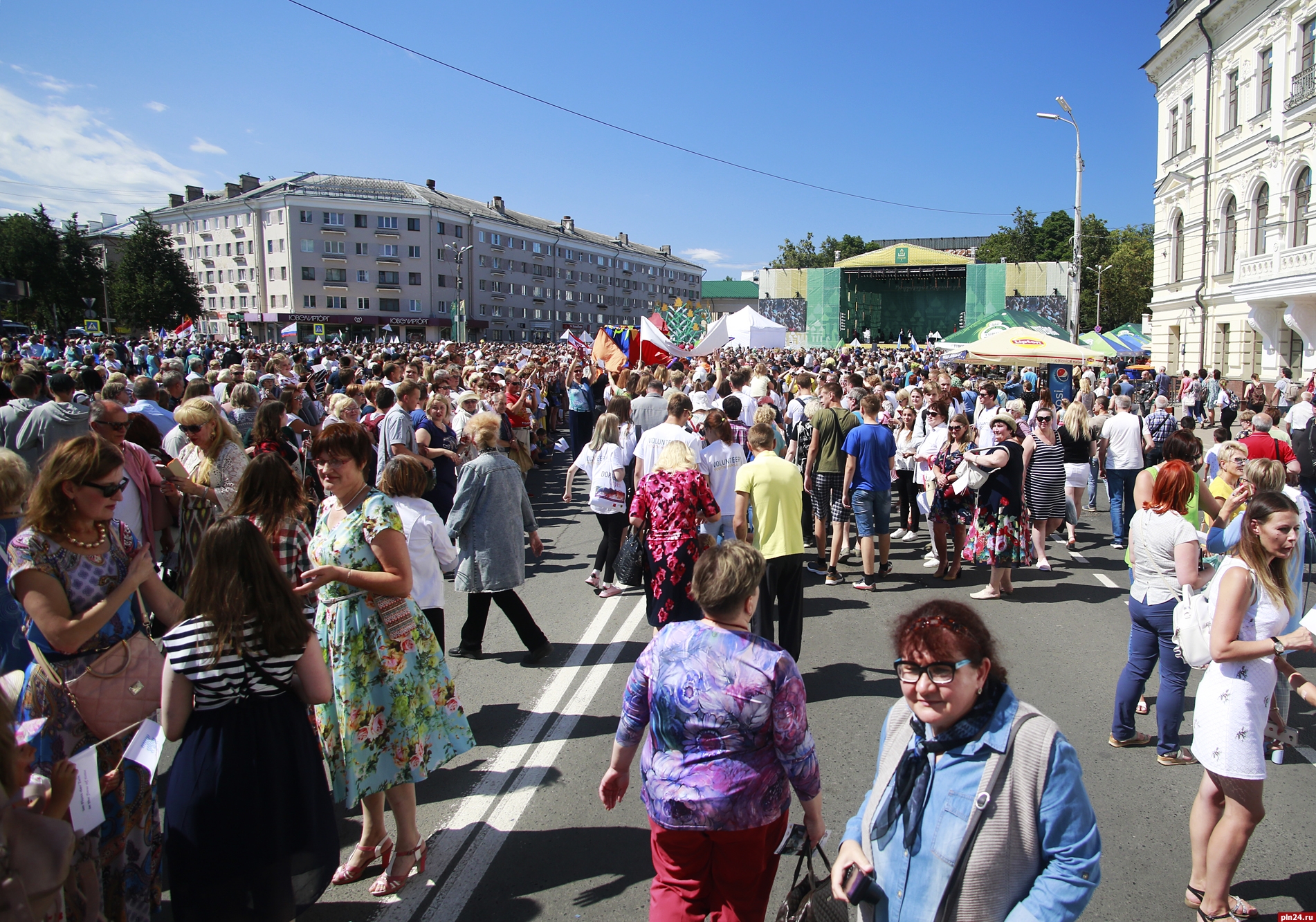 Жители пскова. Жители Псковской Республики. Жители и гости города. Жители Пскова фото.