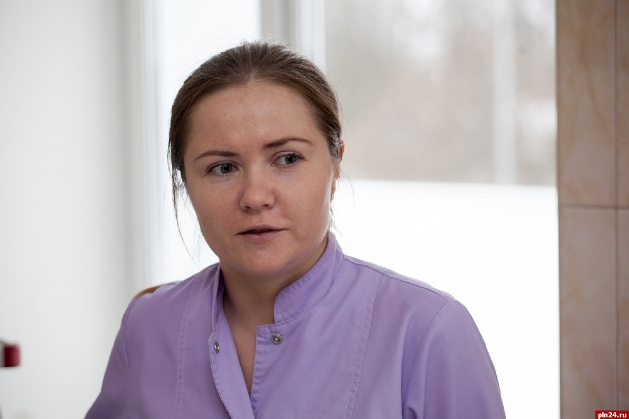 Псковский онкоцентр завершает переезд в новое здание на улице Вокзальной, 15а. Учреждение уже начало свою работу в полном объеме, ежедневно прием пациентов ведут до 10 врачей-онкологов. Фото Андрея Буянова.